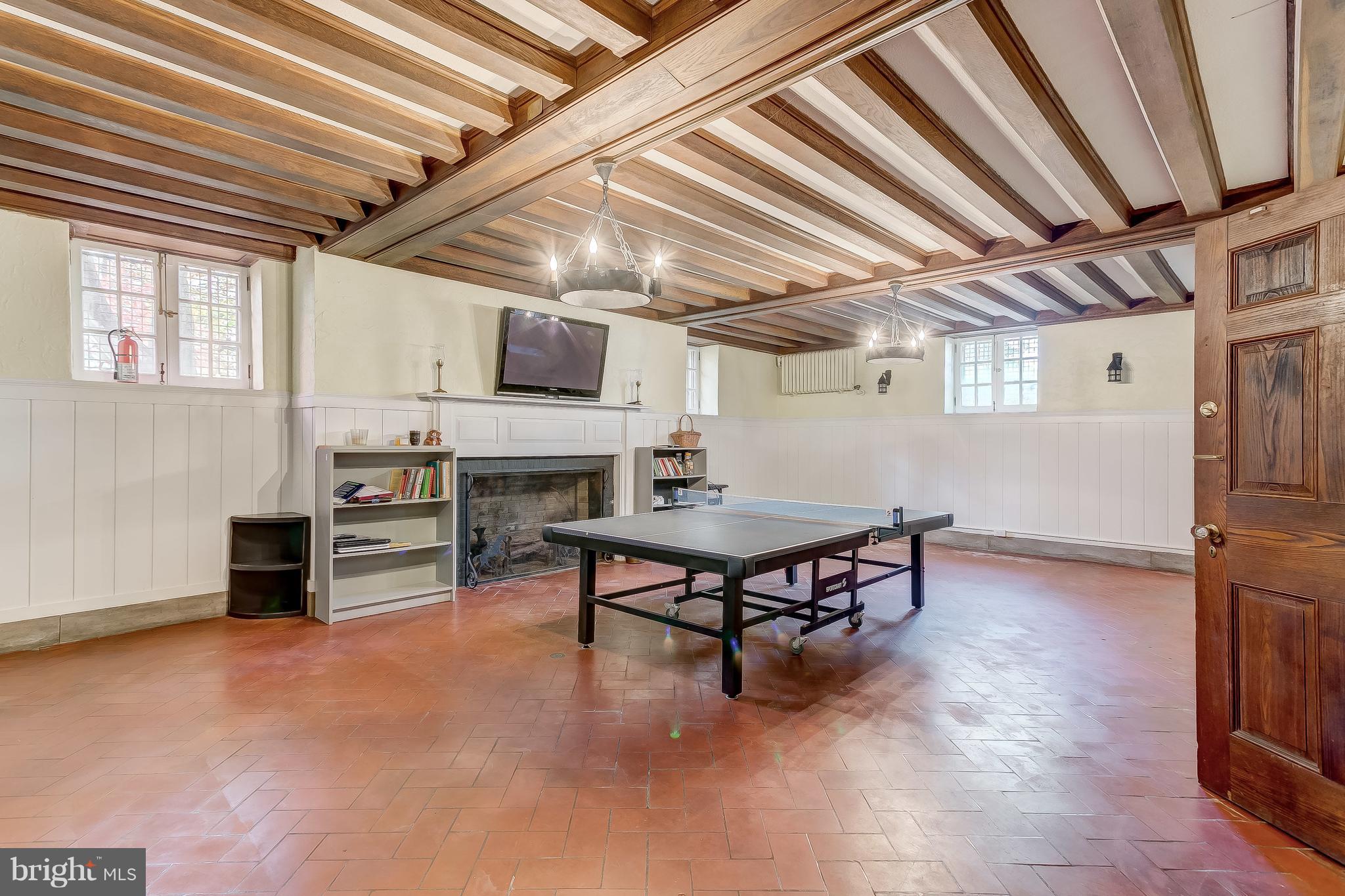 918 Greenspring Valley Road Lutherville-Timonium, MD 21093 - Photo 29 of 51 Club Room