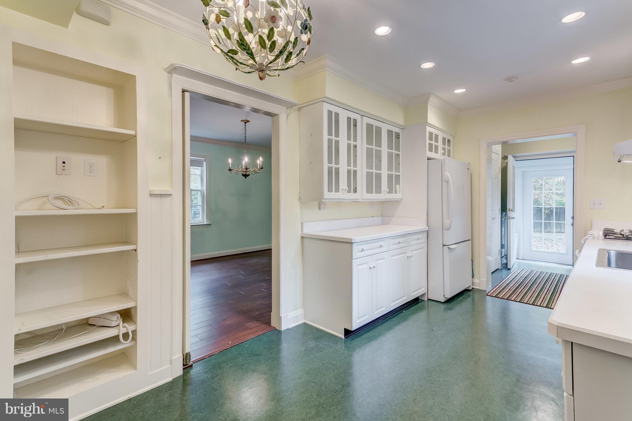 918 Greenspring Valley Road Lutherville-Timonium, MD 21093 - Photo 36 of 51 Guest House Kitchen