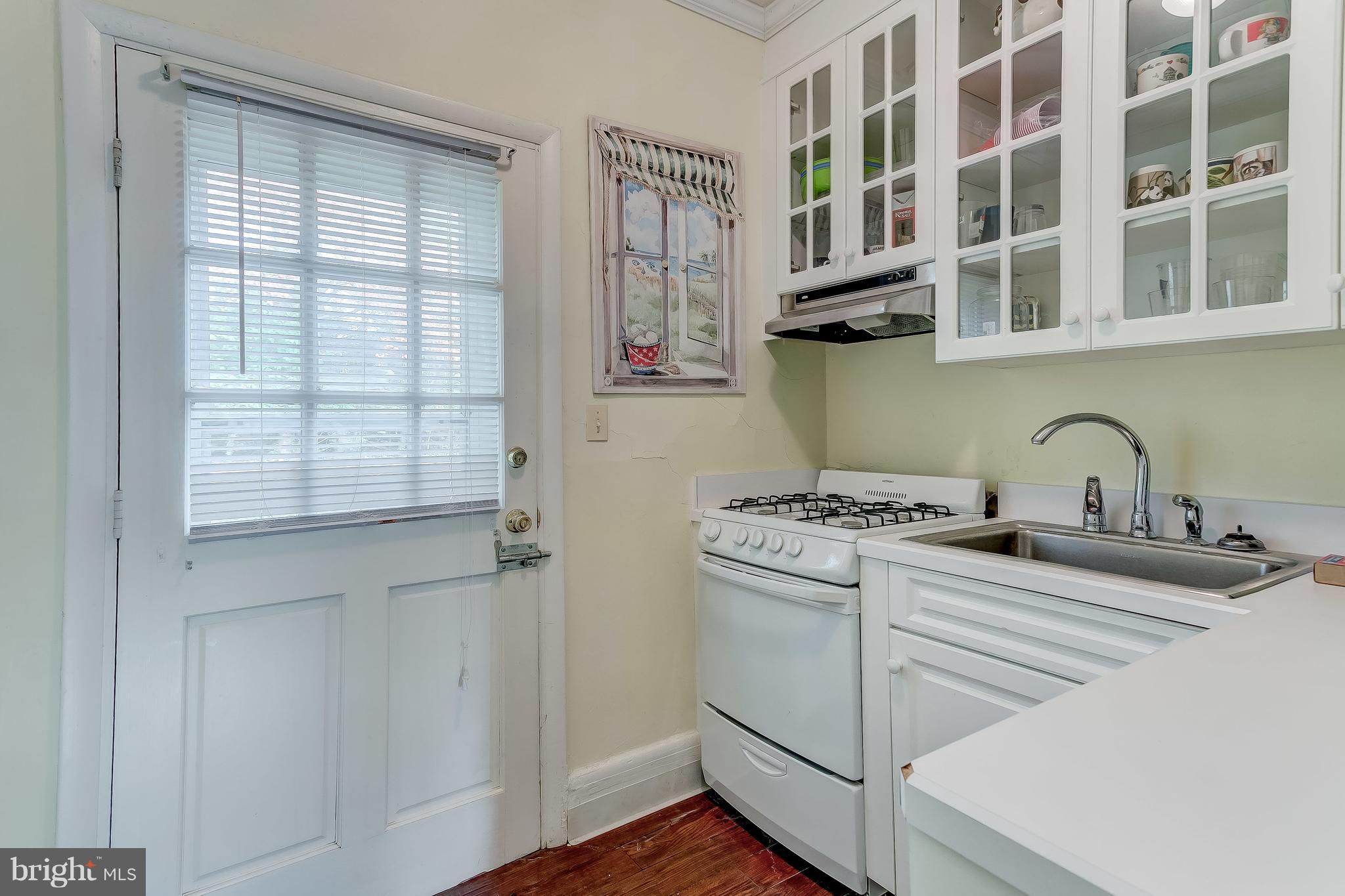 918 Greenspring Valley Road Lutherville-Timonium, MD 21093 - Photo 44 of 51 Carriage House Apartment Kitchen