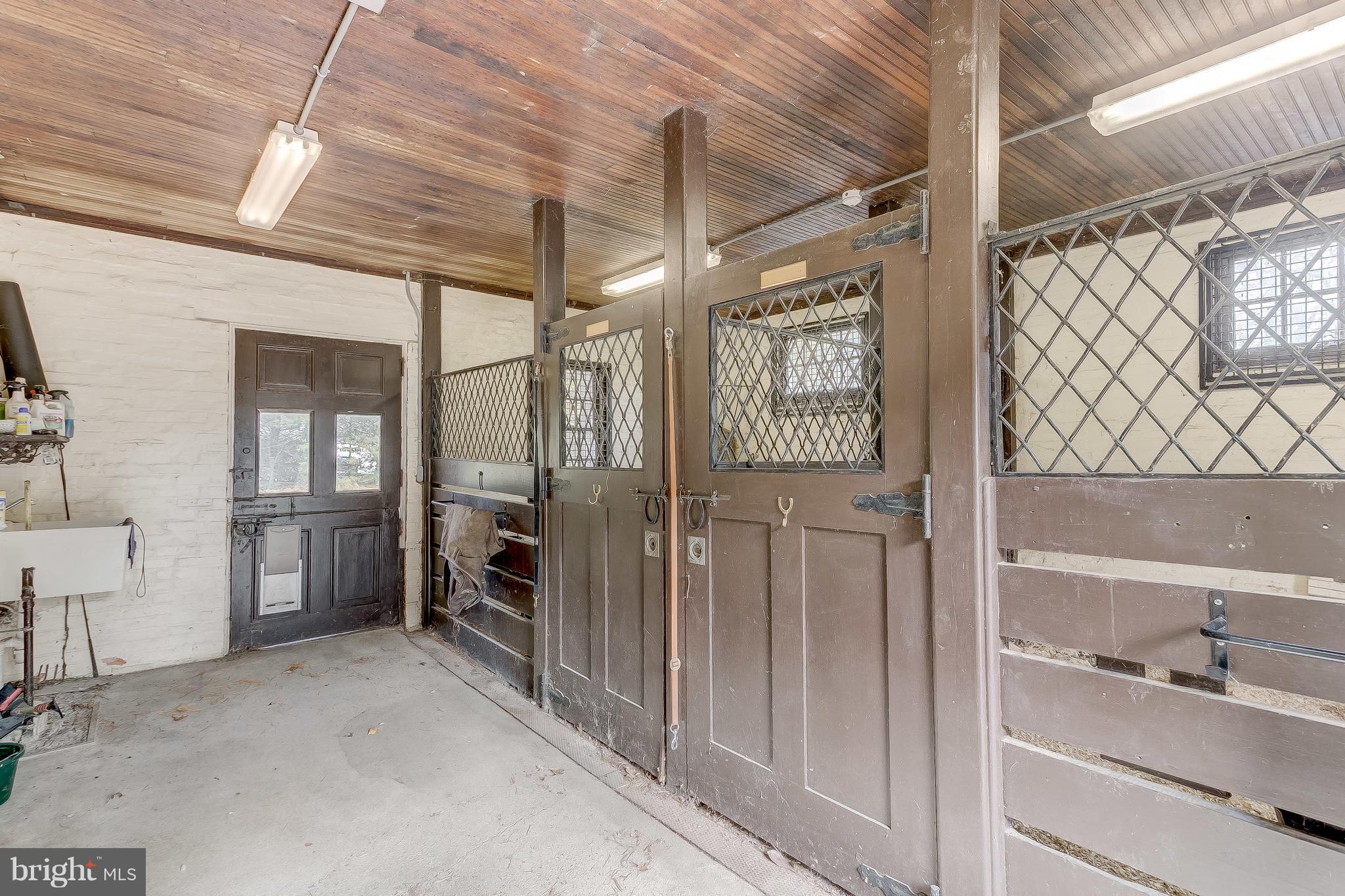 918 Greenspring Valley Road Lutherville-Timonium, MD 21093 - Photo 47 of 51 Carriage House 3-stall Stable w/Tack Room