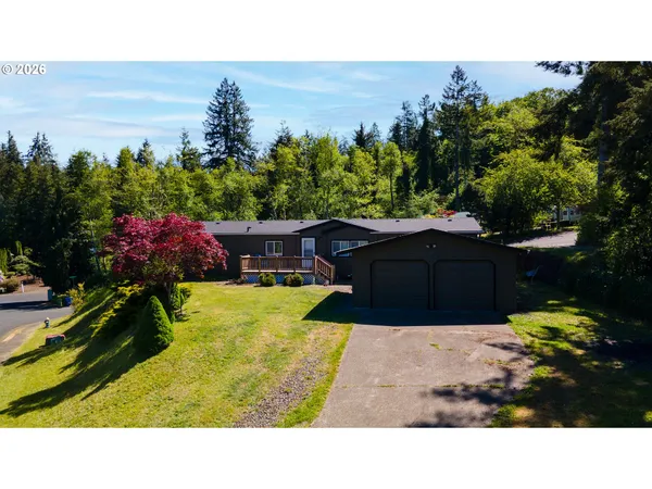 $300,000 | 1225 Northeast Canyon Drive, Toledo, OR 97391