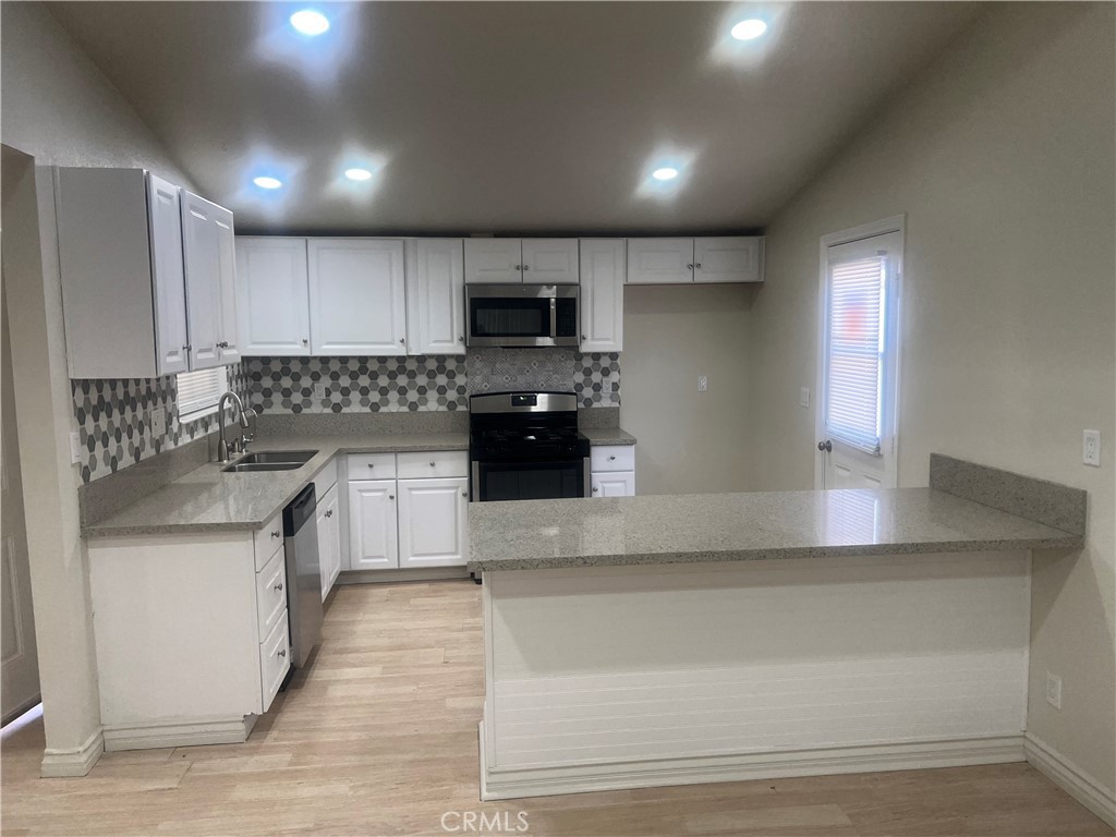 44283 Raysack Avenue Lancaster, CA 93535 - Photo 5 of 8 Gallery Image 5