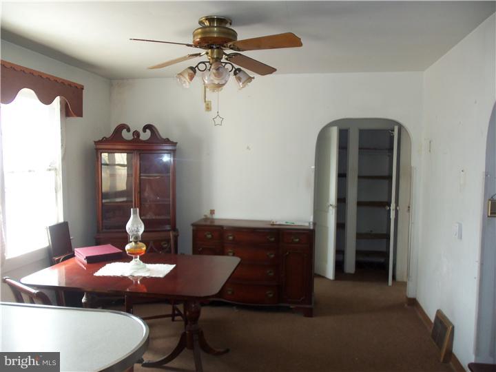 834 Newportville Road Croydon, PA 19021 - Photo 9 of 19 Dining Room