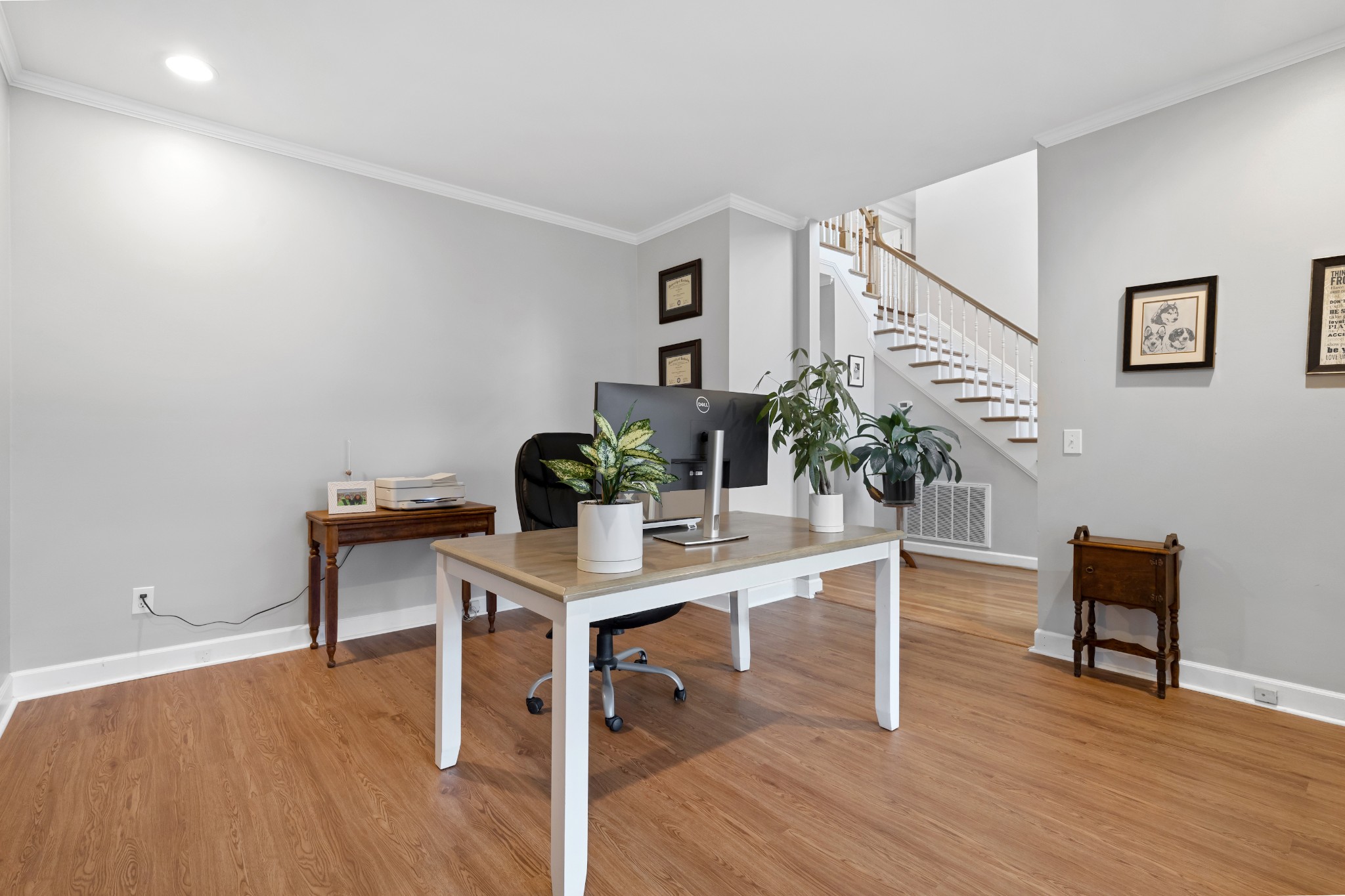 3354 Old Franklin Road Antioch, TN 37013 - Photo 15 of 46 a workspace with furniture and wooden floor