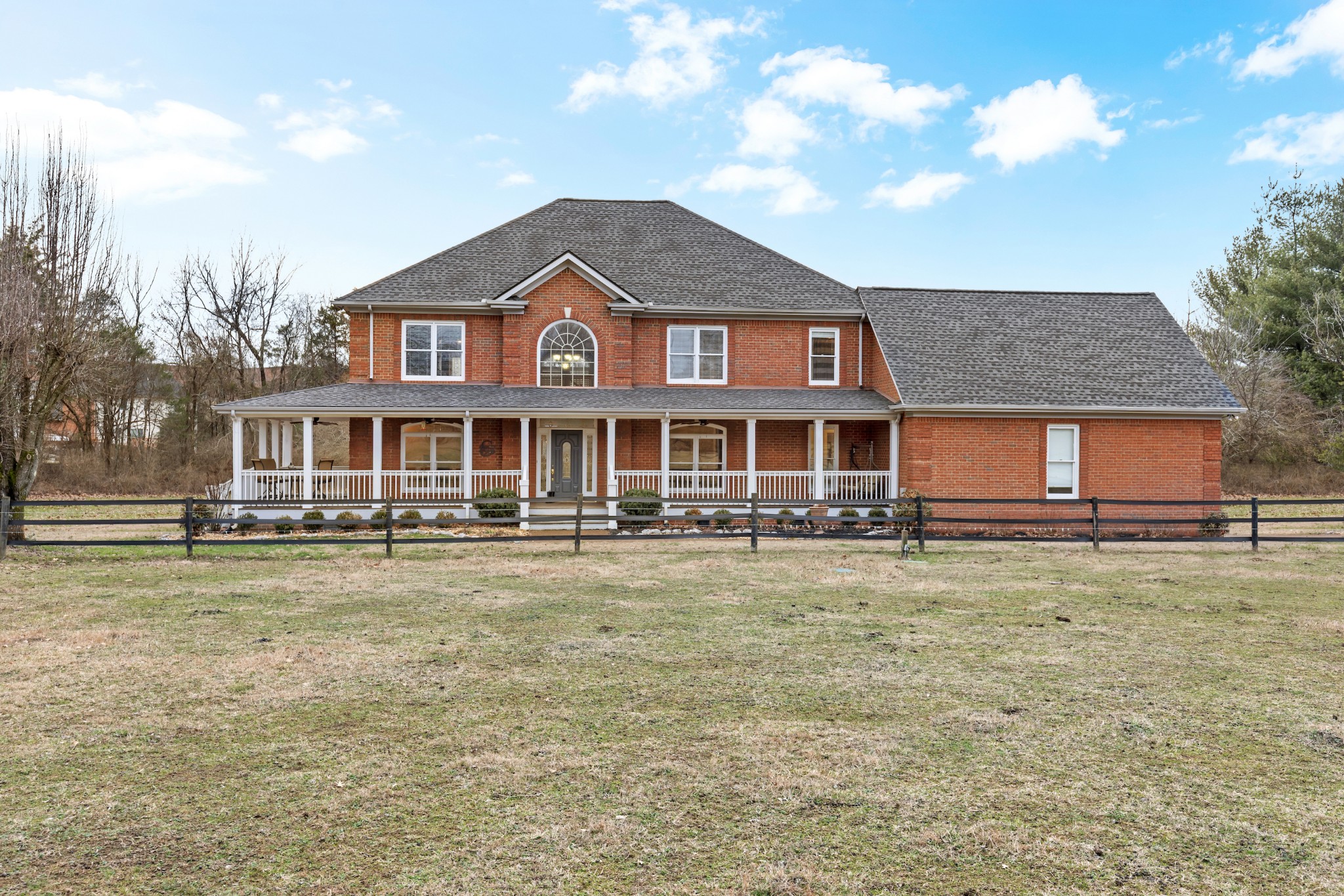 3354 Old Franklin Road Antioch, TN 37013 - Photo 2 of 46 a front view of a house with a yard
