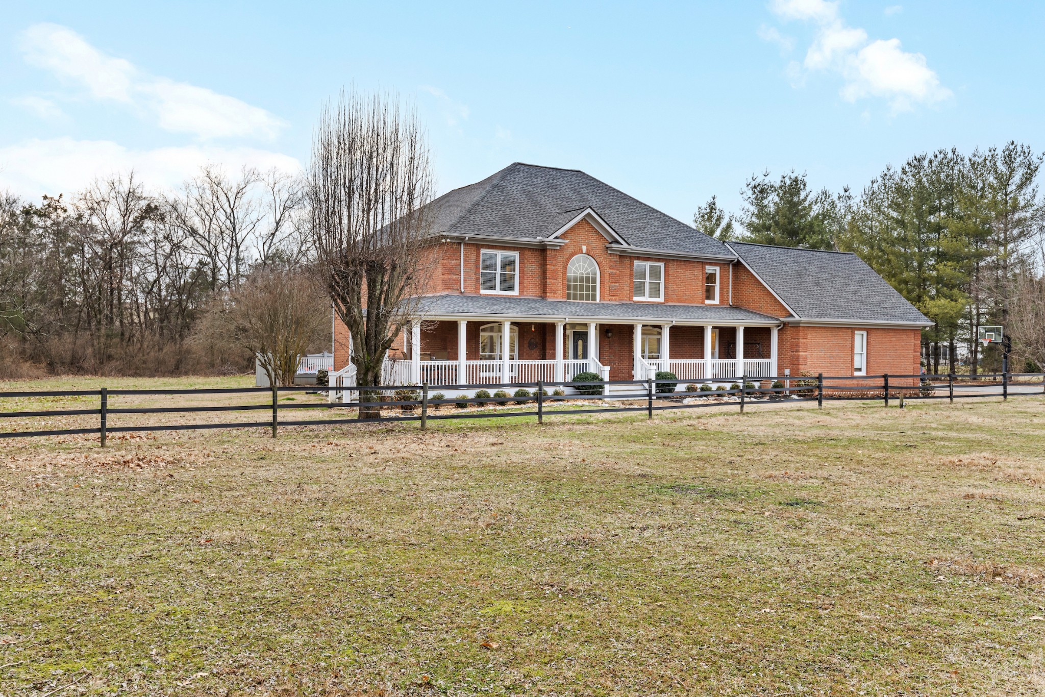 3354 Old Franklin Road Antioch, TN 37013 - Photo 3 of 46 a front view of a house with a yard