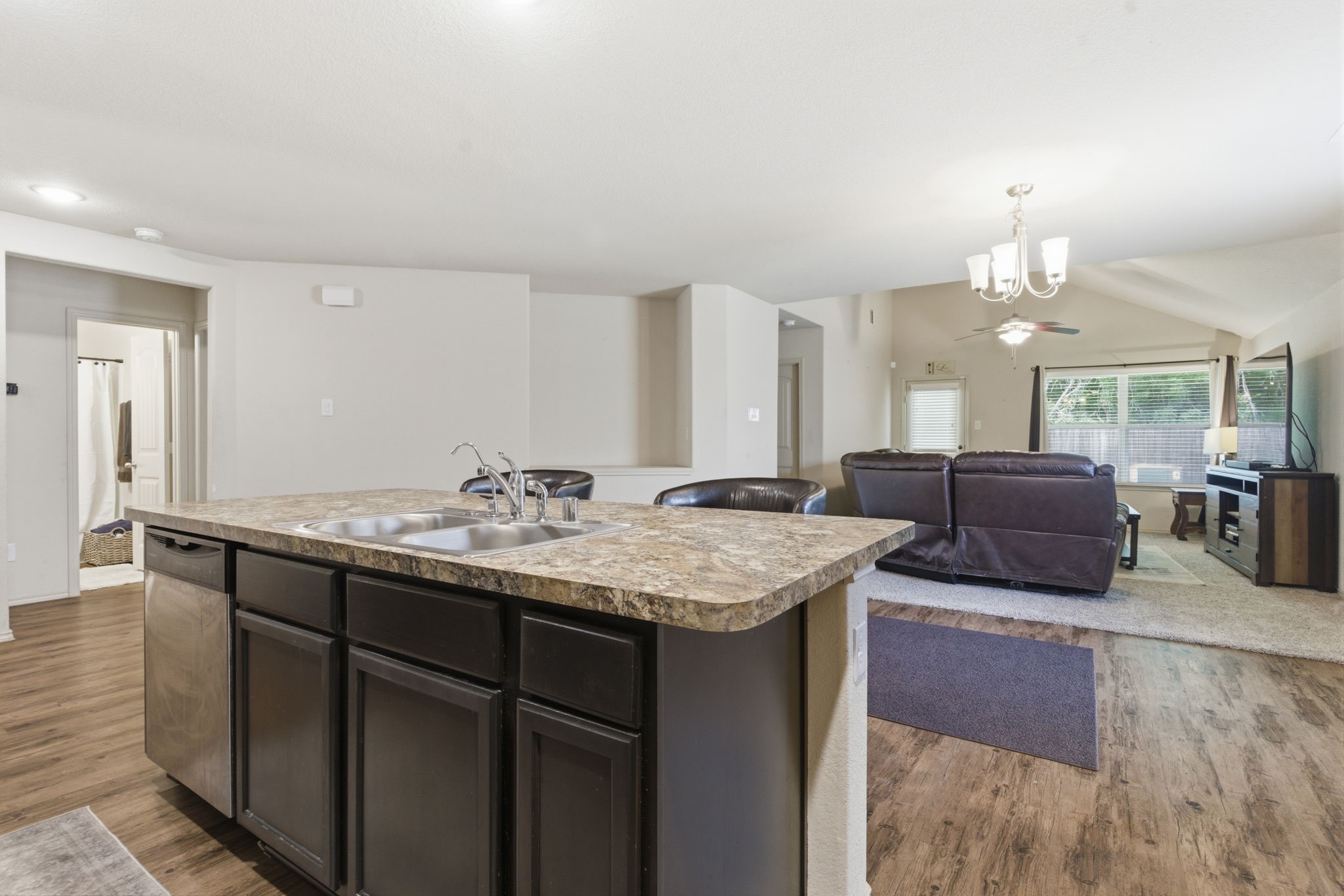1603 Rancho Grande Drive Houston, TX 77049 - Photo 12 of 40