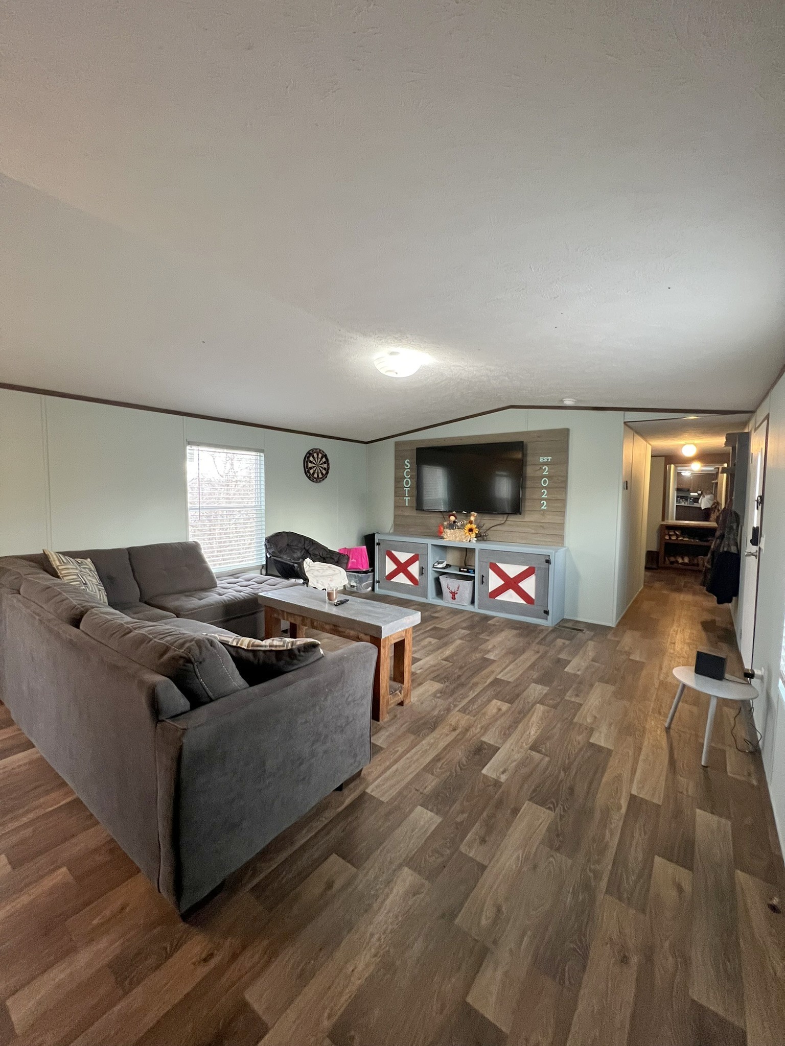 1902 B Dodson Road Columbia, TN 38401 - Photo 2 of 24 a living room with furniture and a flat screen tv