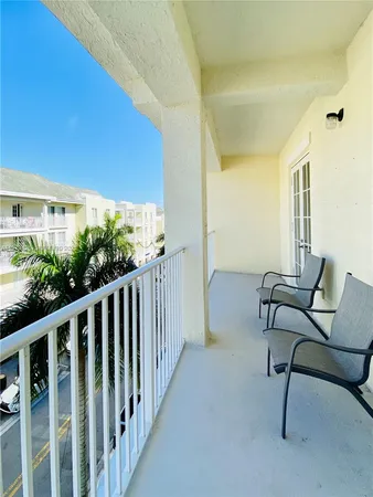 $2,500 | 1200 Town Center Drive, Unit 422, Jupiter, FL 33458