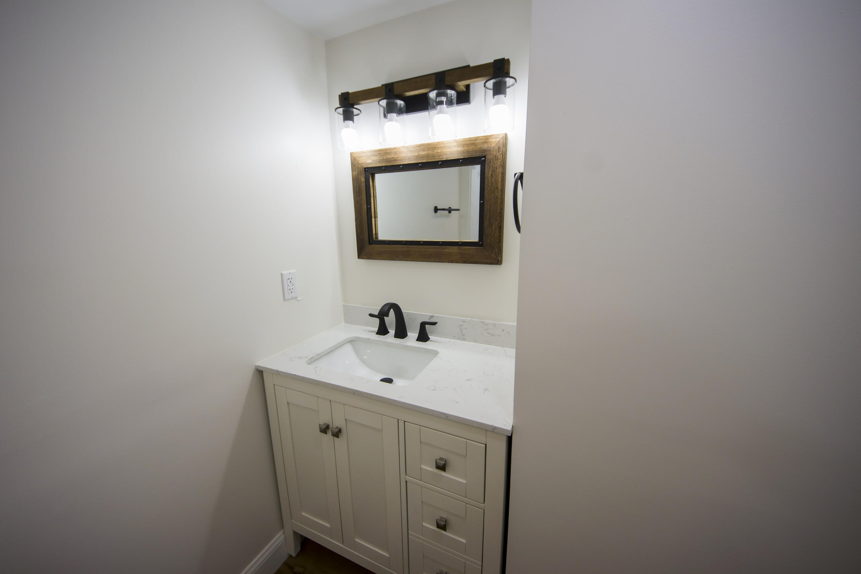 2020 Two Mile Road Winchester, KY 40391 - Photo 36 of 38 2020tmrwindh24-28