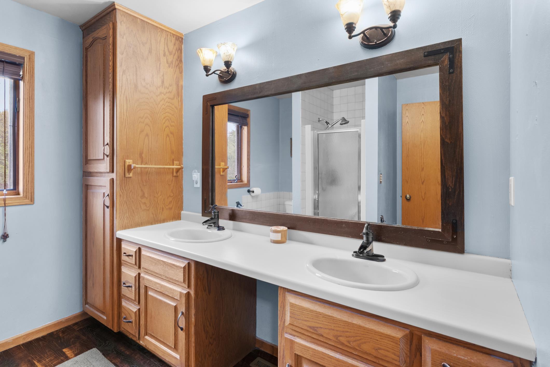 4709 Laurie Lane Two Rivers, WI 54241 - Photo 20 of 51 Full Bath