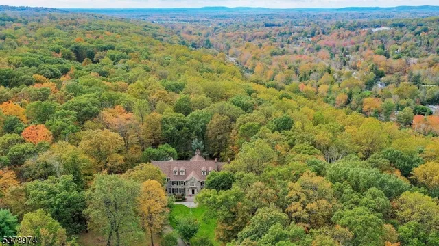 $3,199,000 | 23 Charlotte Hill Drive, Bernardsville, NJ 07924