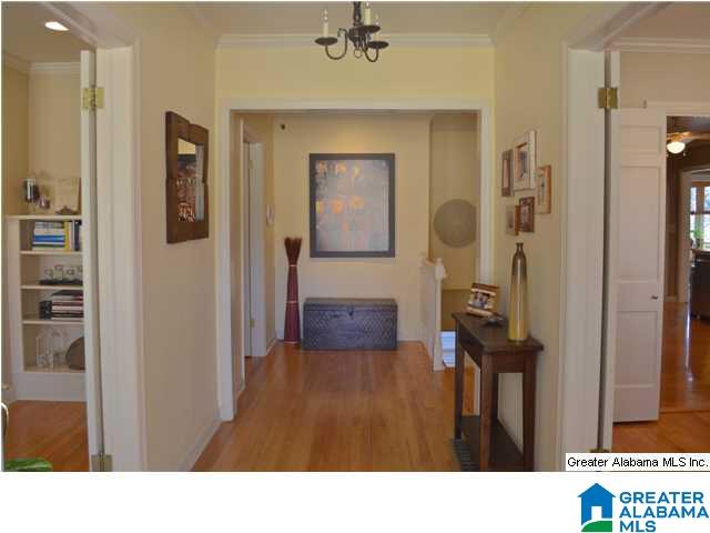 2205 Shades Crest Road Birmingham, AL 35216 - Photo 11 of 32