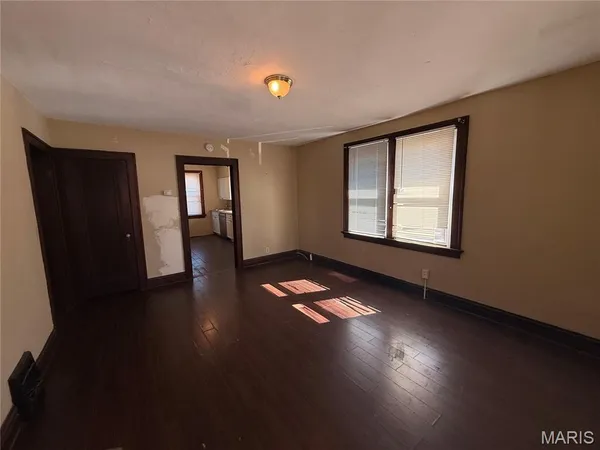 $160,000 | 8312 Carl Avenue, Jennings, MO 63136