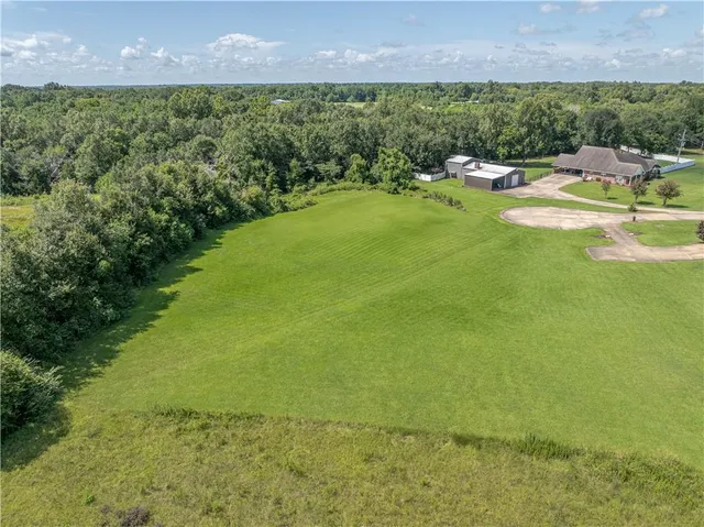 $51,800 | Lot 19-20 Live Oak Boulevard, Marksville, LA 71351