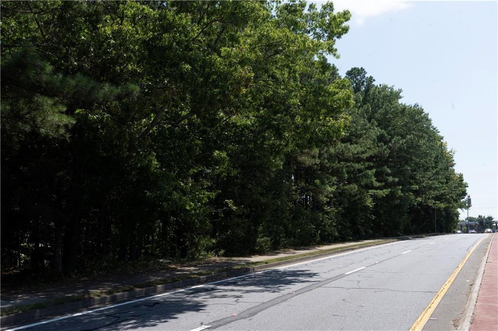 4556 Wade Green Road Northwest Acworth, GA 30102 - Photo 7 of 10 a view of a door and a yard