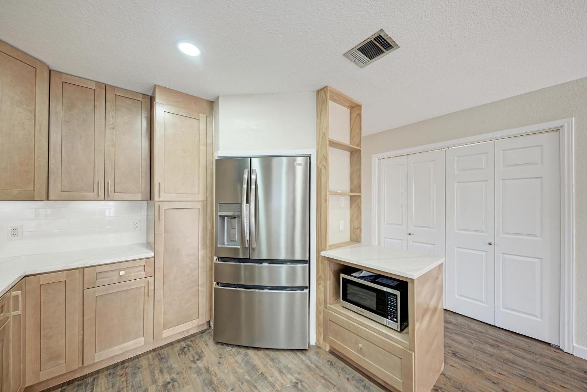 2317 Friarcreek Loop Round Rock, TX 78664 - Photo 12 of 36