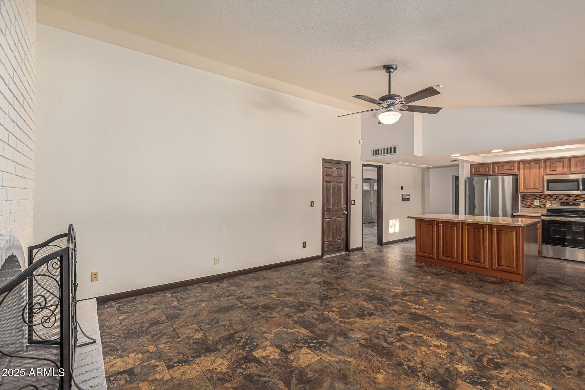 5109 East Kathleen Road Scottsdale, AZ 85254 - Photo 28 of 54 a view of a livingroom with furniture