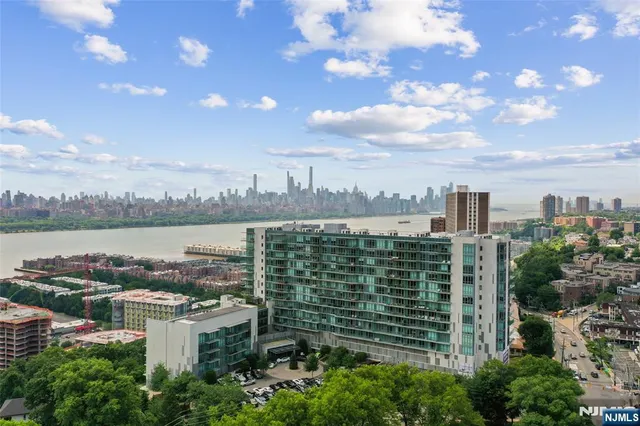 $4,300 | 320 Adolphus Avenue, Unit 604, Cliffside Park, NJ 07010