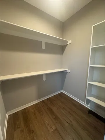 $524,900 | 1604 Southwest Stonewall Drive, Oak Grove, MO 64075