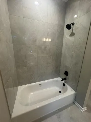 $524,900 | 1604 Southwest Stonewall Drive, Oak Grove, MO 64075