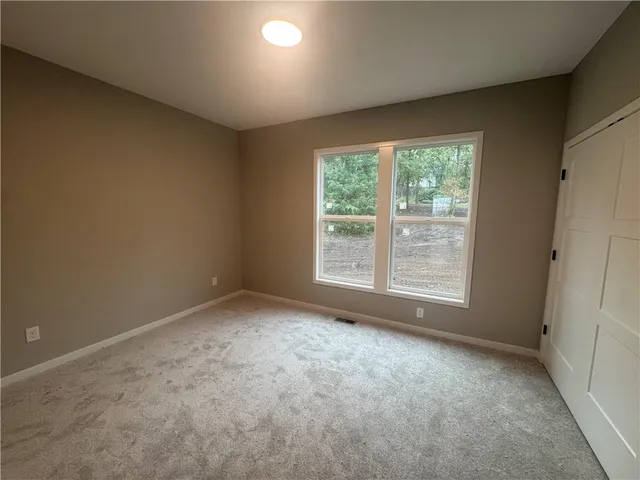 $524,900 | 1604 Southwest Stonewall Drive, Oak Grove, MO 64075