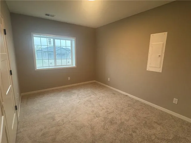 $524,900 | 1604 Southwest Stonewall Drive, Oak Grove, MO 64075