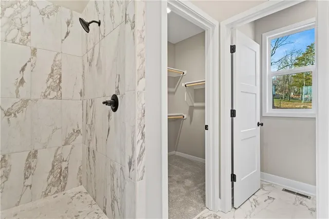 $524,900 | 1604 Southwest Stonewall Drive, Oak Grove, MO 64075