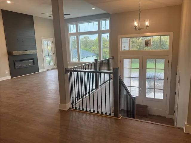 $524,900 | 1604 Southwest Stonewall Drive, Oak Grove, MO 64075