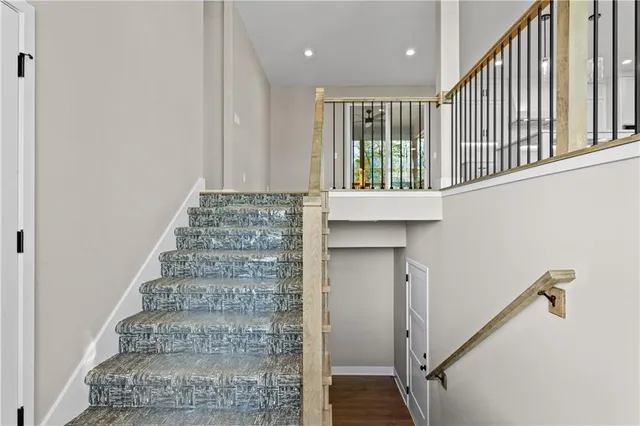 $524,900 | 1604 Southwest Stonewall Drive, Oak Grove, MO 64075