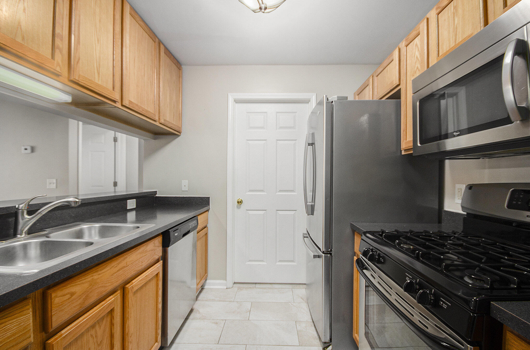 799 Addington Lane Ann Arbor, MI 48108 - Photo 9 of 19 009_dsc_5221_60