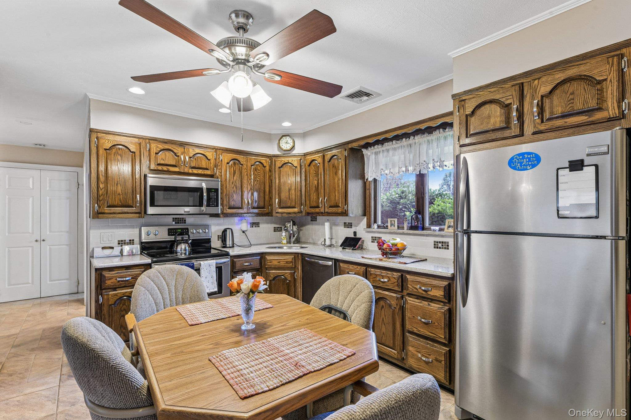83 Coppersmith Road Levittown, NY 11756 - Photo 11 of 24