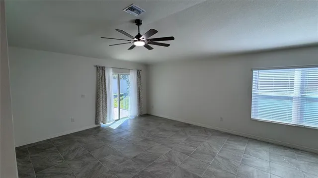 $1,995 | 3120 Canberra Place, Palmetto, FL 34221