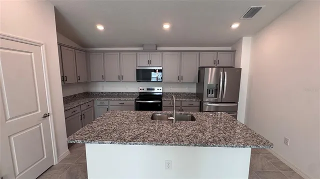 $1,995 | 3120 Canberra Place, Palmetto, FL 34221