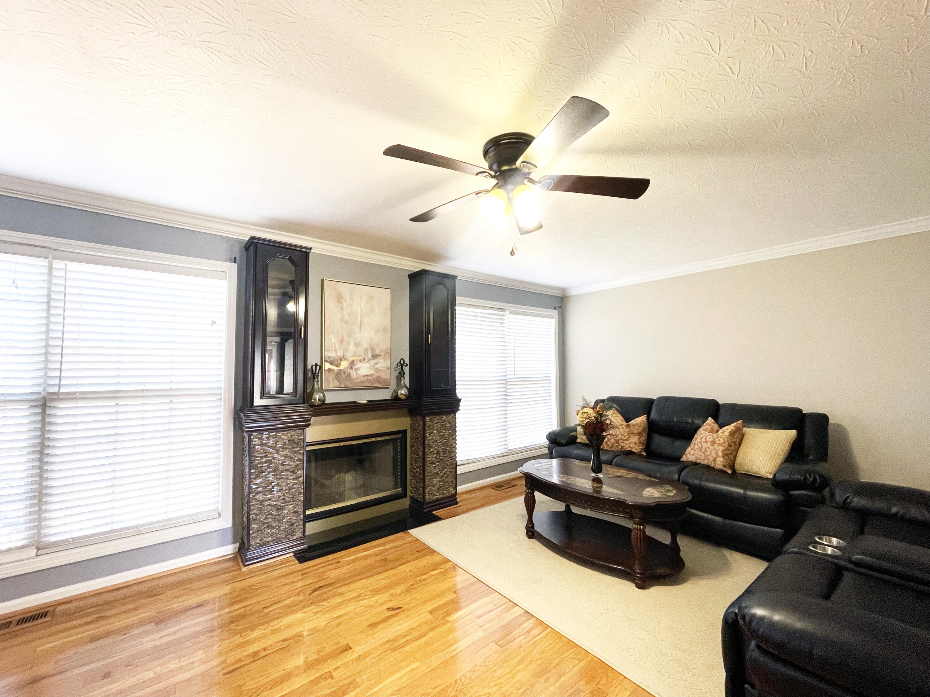 2057 Shaker Run Road Lexington, KY 40509 - Photo 7 of 28 livingroom-fireplace