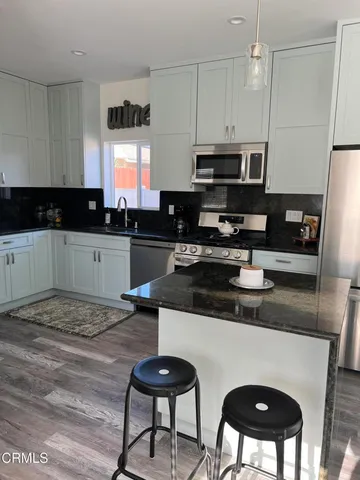 $3,000 | 2875 Calle Quebracho, Unit B, Thousand Oaks, CA 91360