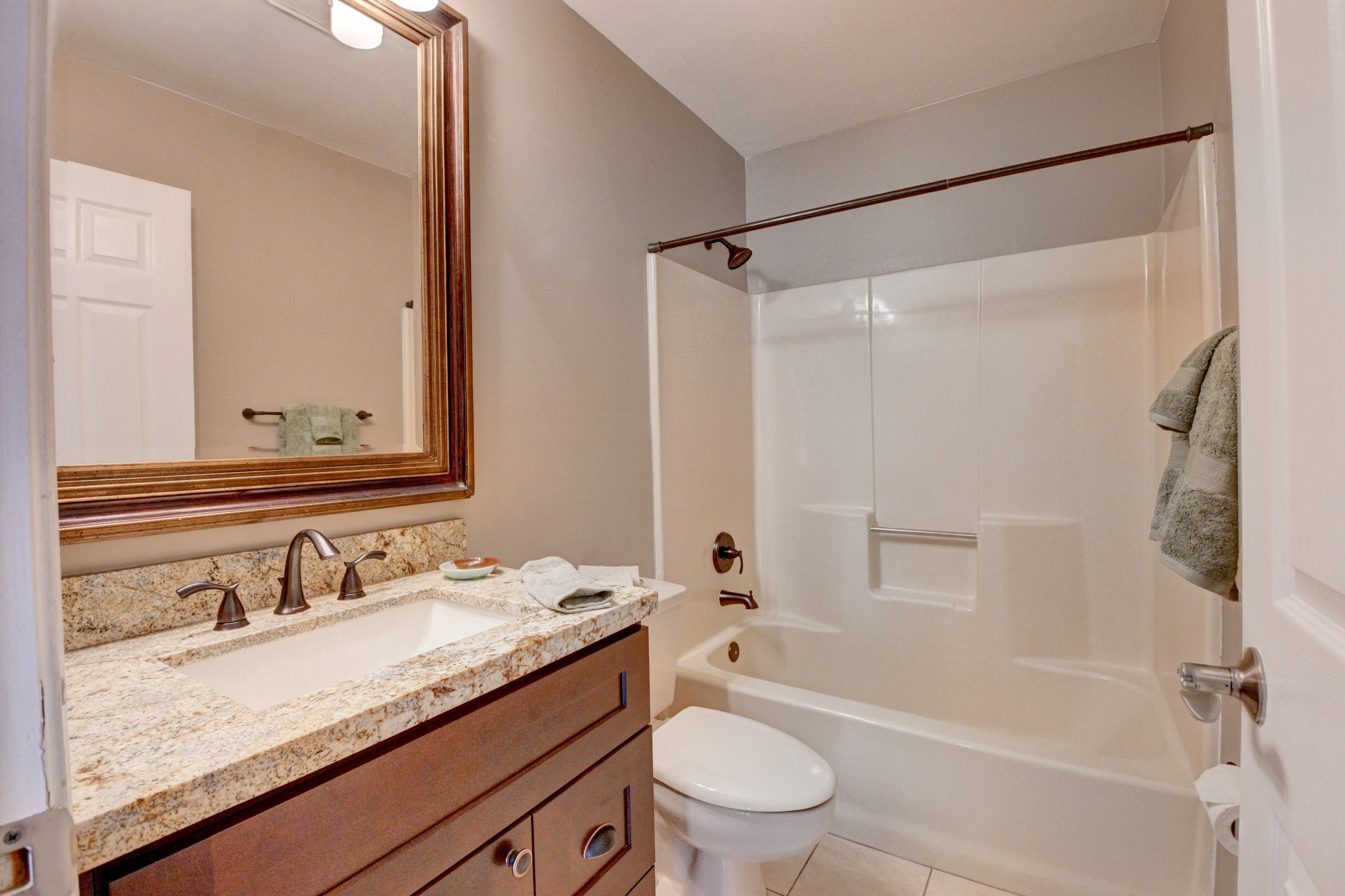 350 Club Circle, Unit 210 Boca Raton, FL 33487 - Photo 26 of 38 DSC_7533_4_5_6_7