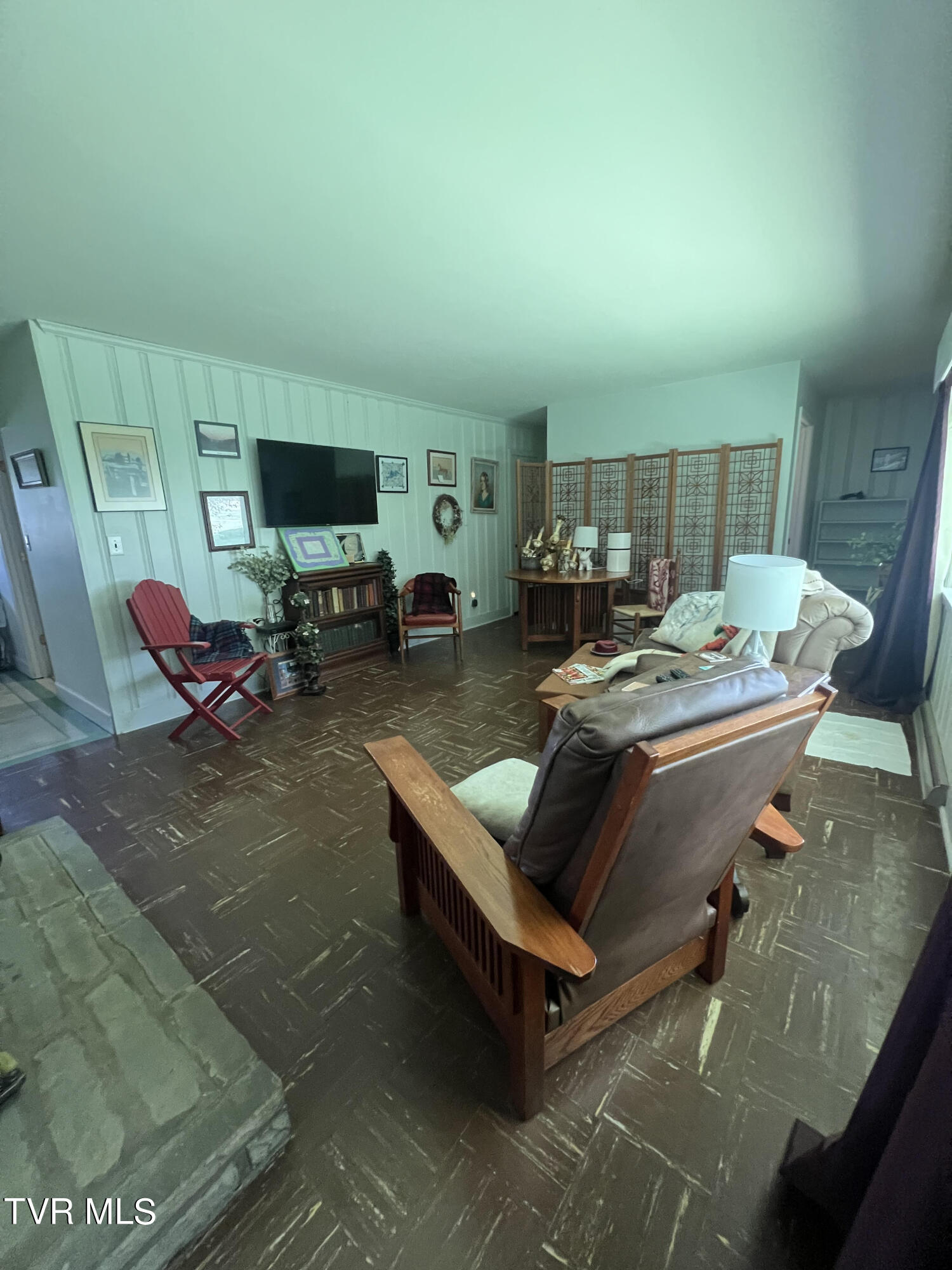 80 Dobson Drive Greeneville, TN 37745 - Photo 14 of 38 Living Room 2