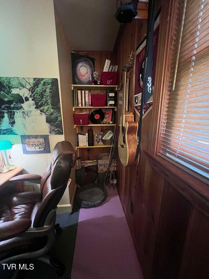 80 Dobson Drive Greeneville, TN 37745 - Photo 17 of 38 o2