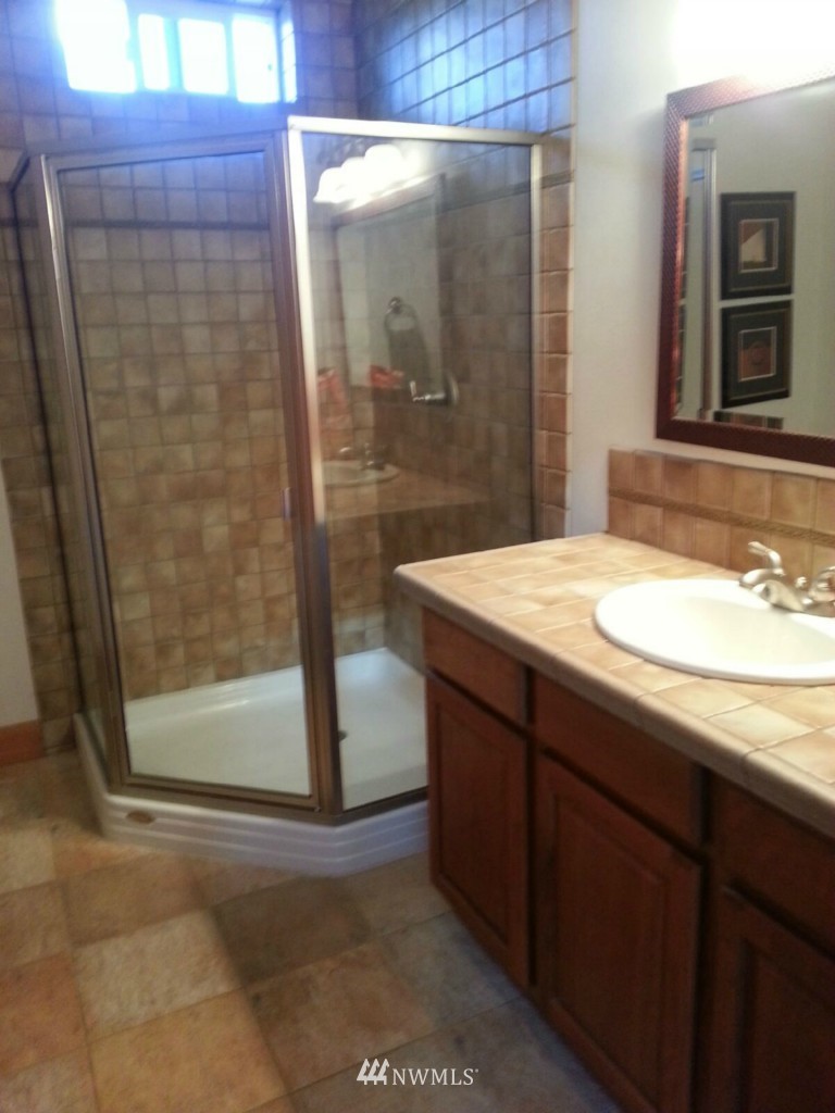 13545 Banner Road Southeast Olalla, WA 98359 - Photo 11 of 11 Gallery Image 11