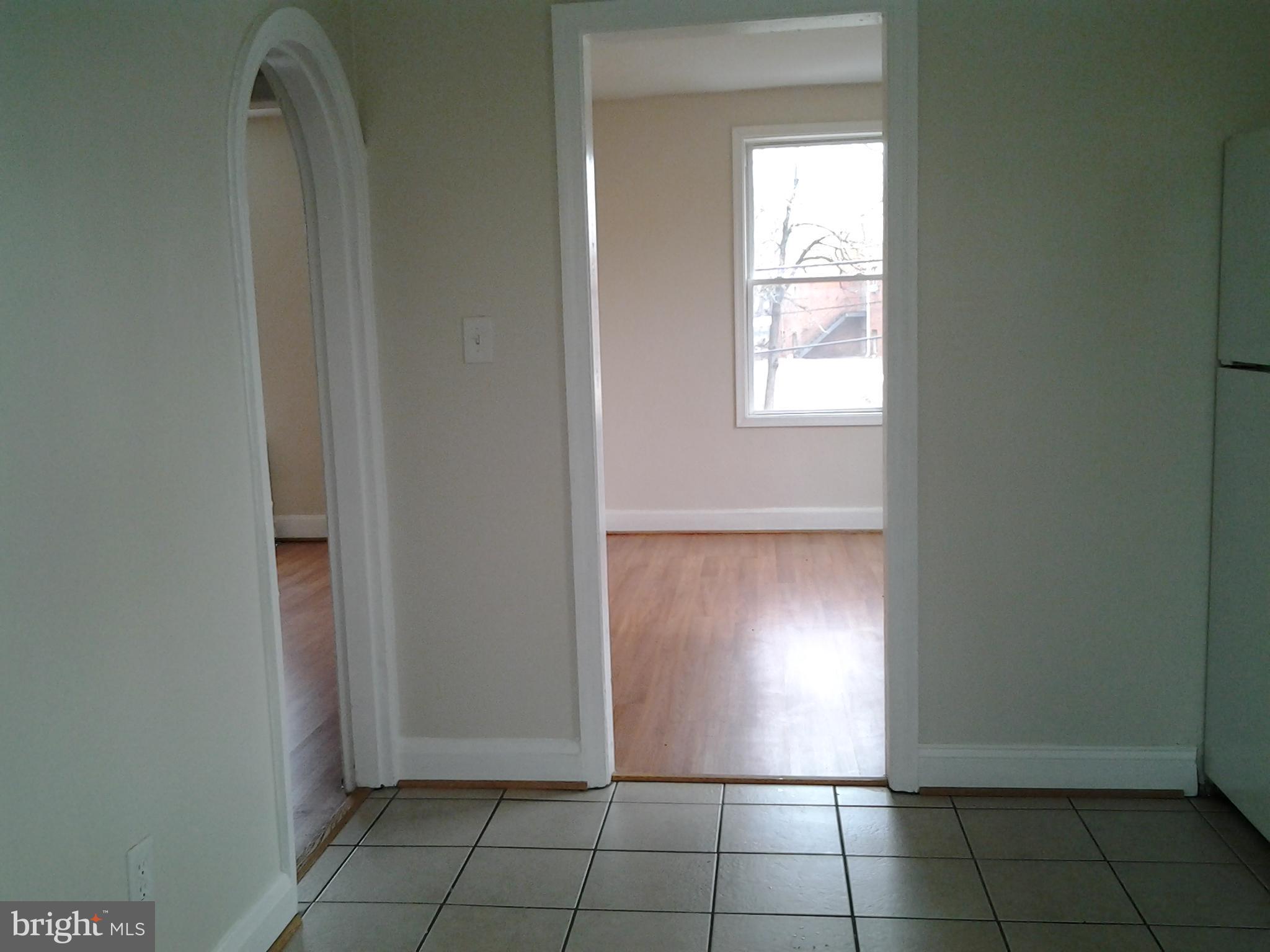 5303 Decatur Street Hyattsville, MD 20781 - Photo 9 of 22 Interior (General)