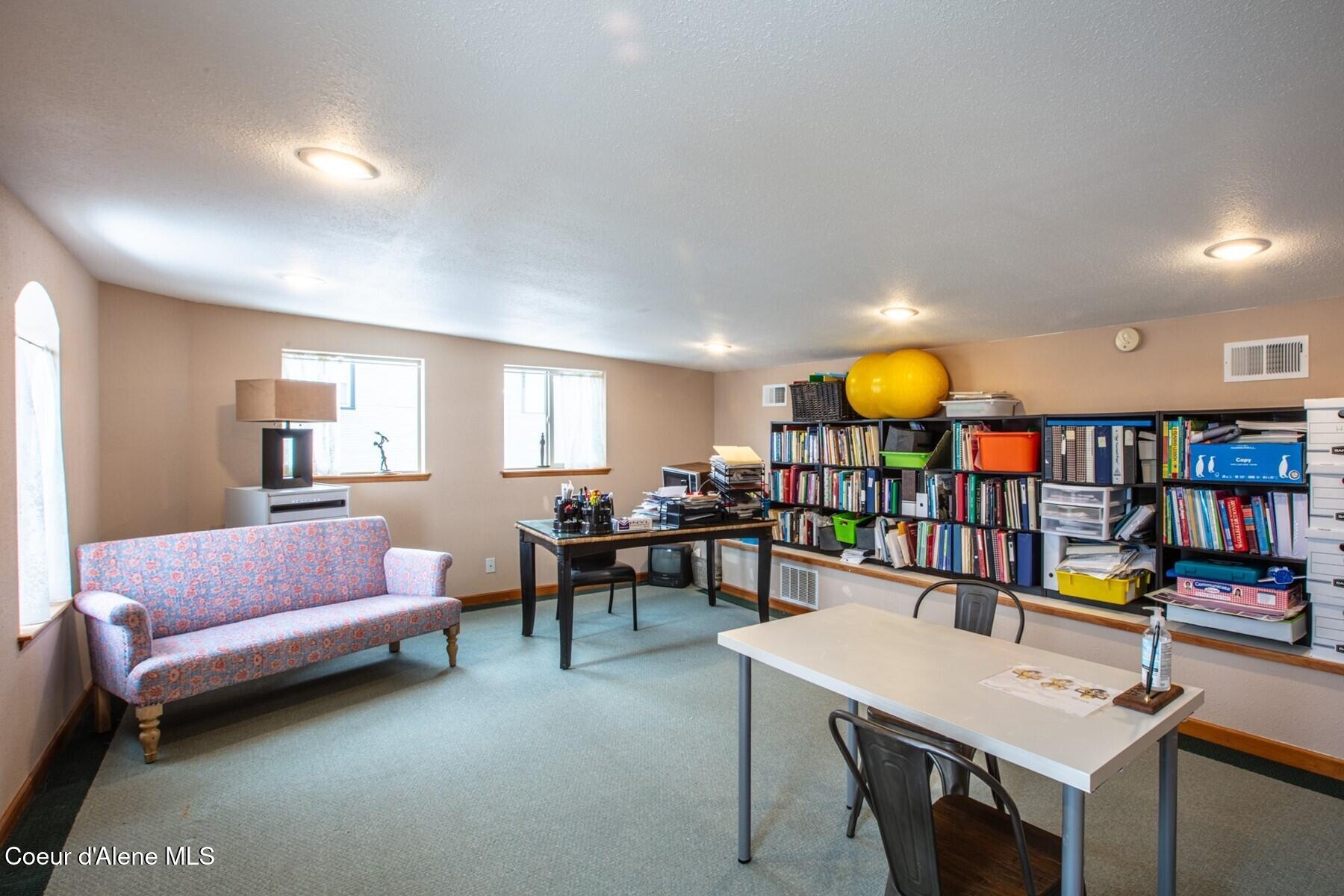 724 Pine Street Sandpoint, ID 83864 - Photo 28 of 30 Windows Upstairs