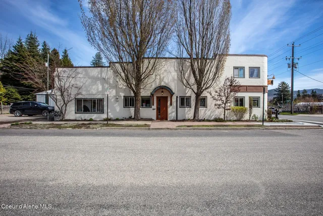 $1,088,000 | 724 Pine Street, Sandpoint, ID 83864