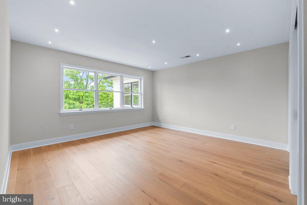 6002 Onondaga Road Bethesda, MD 20816 - Photo 54 of 70
