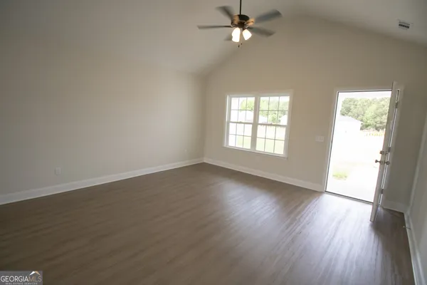 $1,950 | 114 Enclave Court, Statesboro, GA 30458