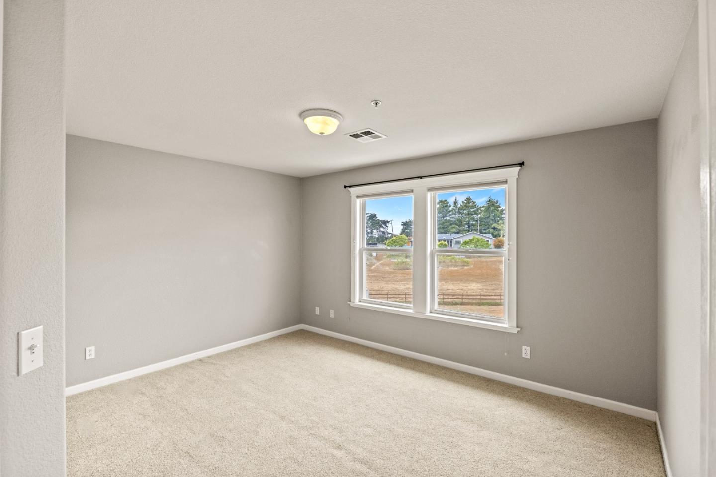 2549 Colonial Circle Watsonville, CA 95076 - Photo 31 of 54 an empty room with a window