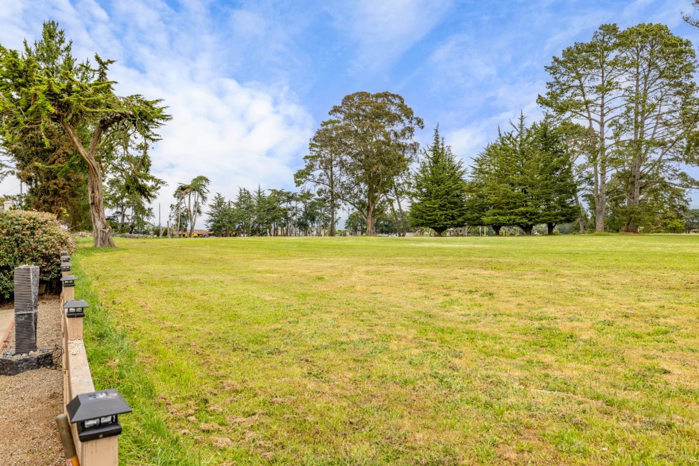 2549 Colonial Circle Watsonville, CA 95076 - Photo 6 of 54