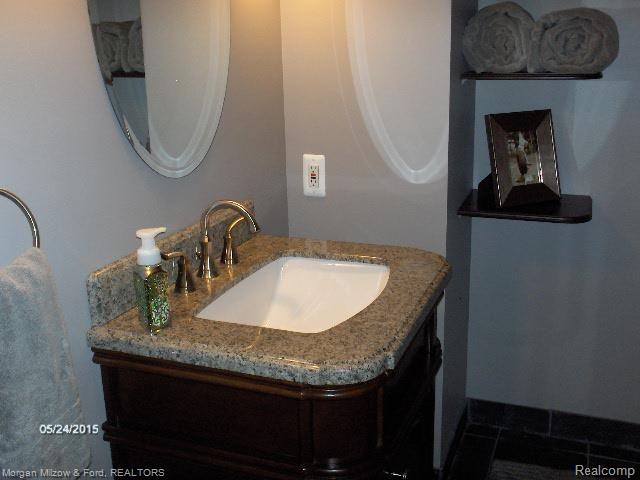 768 Bolinger Street Rochester Hills, MI 48307 - Photo 11 of 16