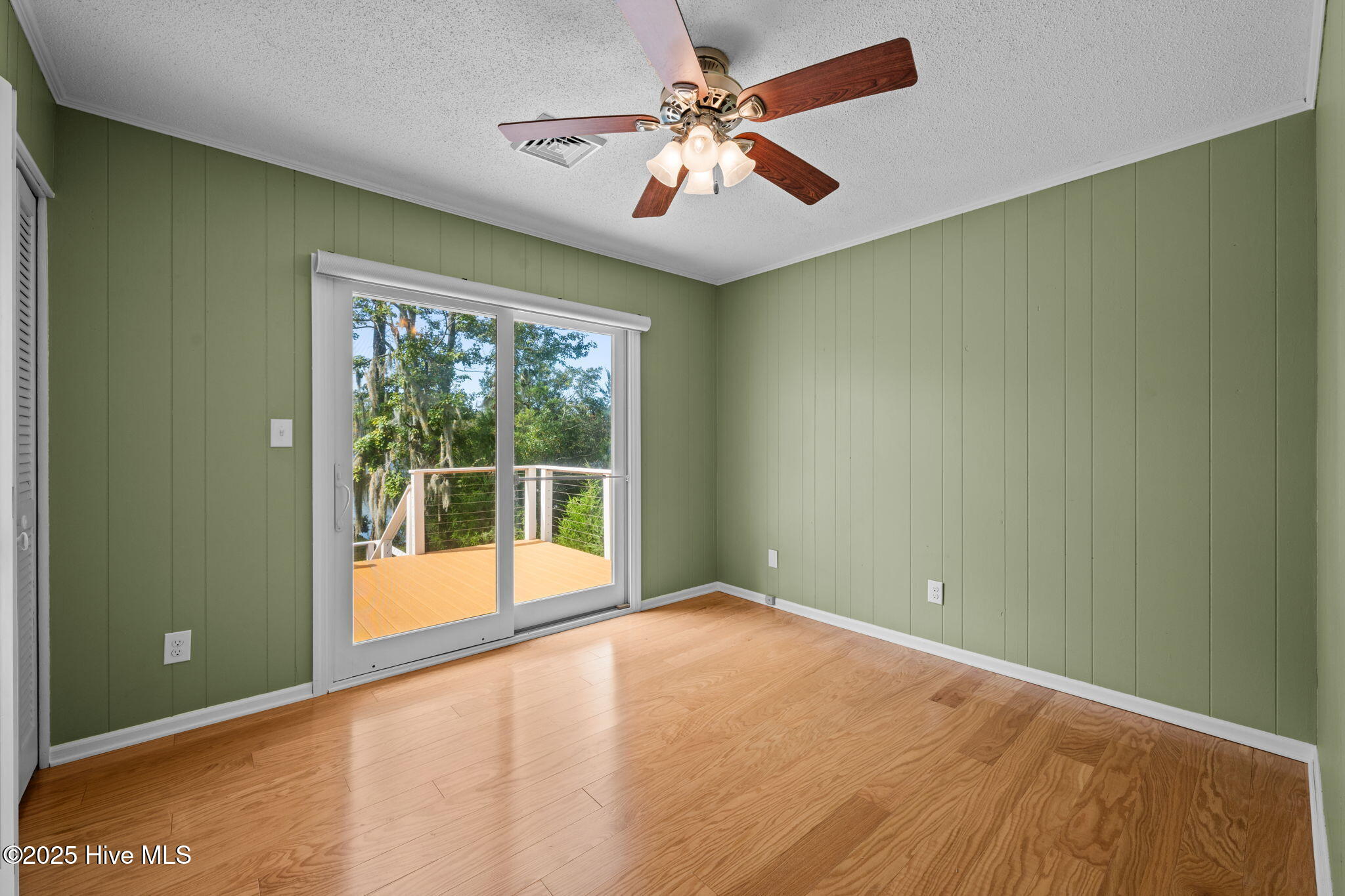 5504 Gondolier Drive New Bern, NC 28560 - Photo 25 of 87 16-web-or-mls-DSC_3822