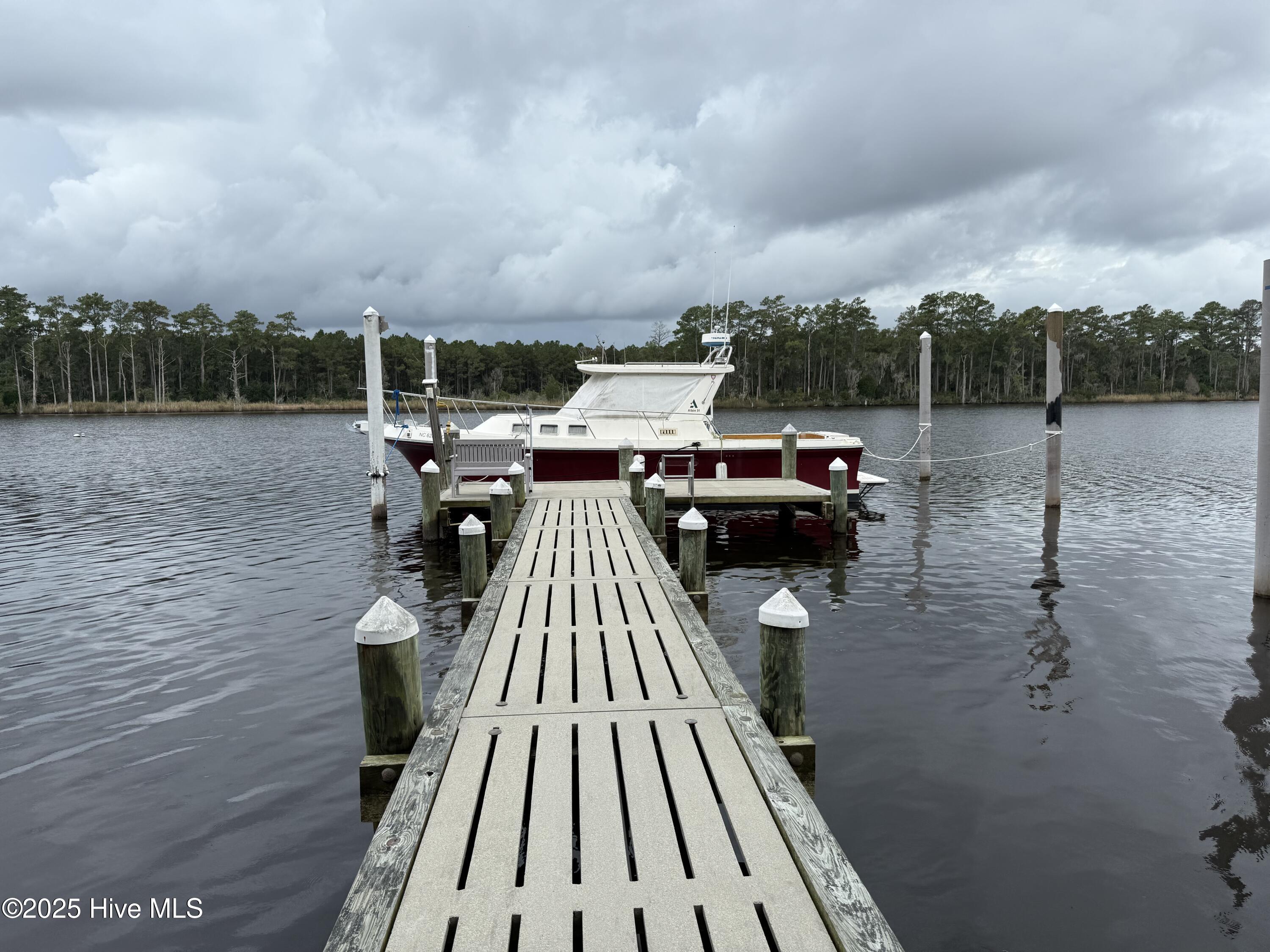 5504 Gondolier Drive New Bern, NC 28560 - Photo 5 of 87 IMG_8048